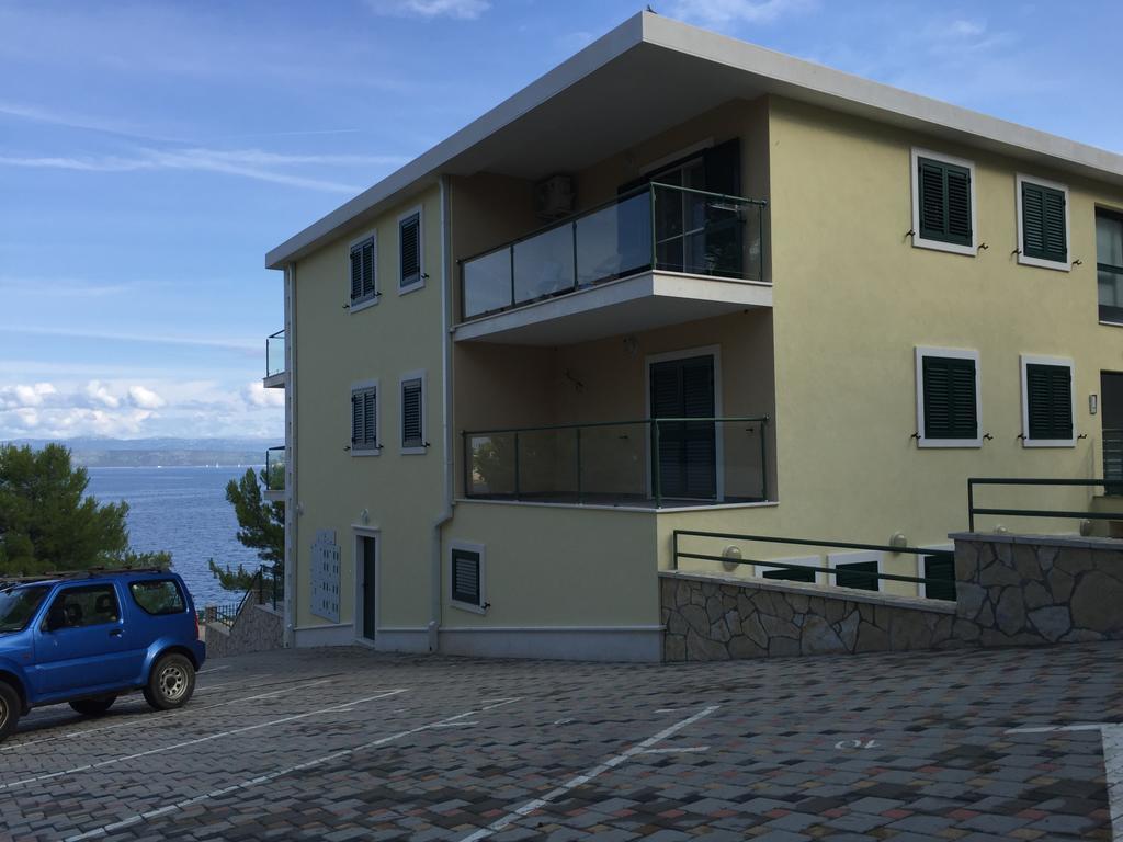 Apartment Maestral Rogač Eksteriør bilde